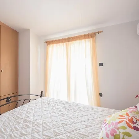 Loft In Peristeri City Athens
